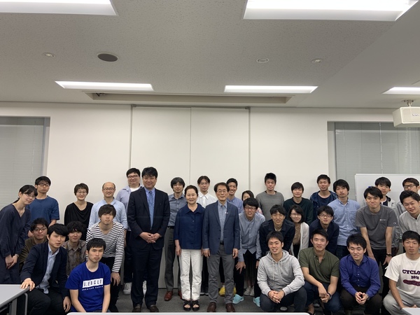 20190522_Kim先生講演_集合写真.jpeg